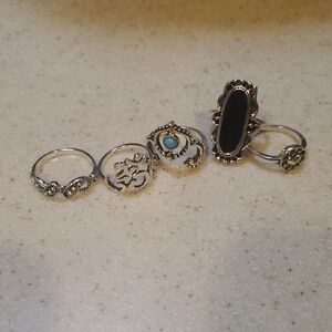 Elegant Silver and Black Ring Set